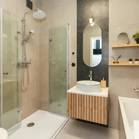 Blues, Ul Jastrzebia アパート ルブリン