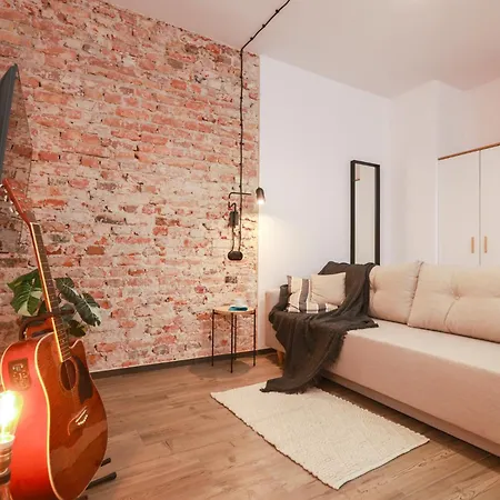 Blues, Ul Jastrzebia * ルブリン